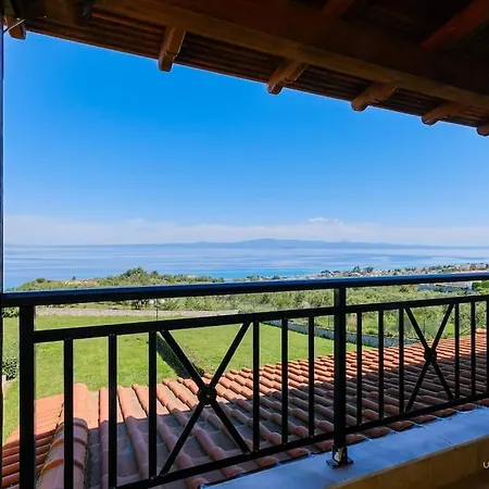 Case de vacanță Endless Blue Maisonette With 3-bdrms And Garden *