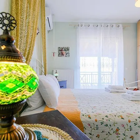 Endless Blue Maisonette With 3-bdrms And Garden Case de vacanță *