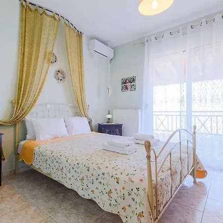 Holiday home Endless Blue Maisonette With 3-bdrms And Garden